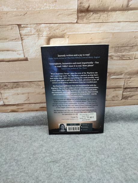 The long way to a small angry planet en,