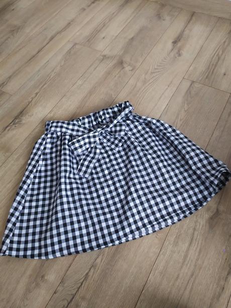 Kockovana sukňa, gate,m