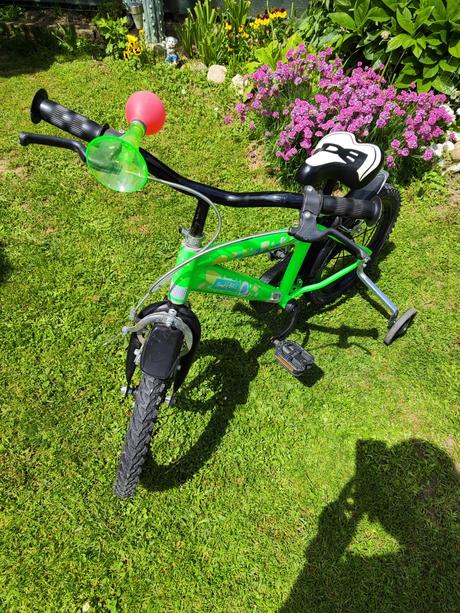 Detsky zeleny bicykel, 16