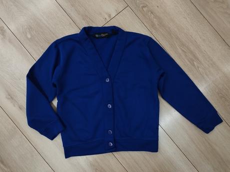 Mikinka na gombíky, 110