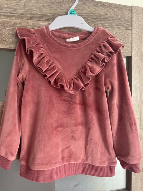 Mikina s volanikom, 92