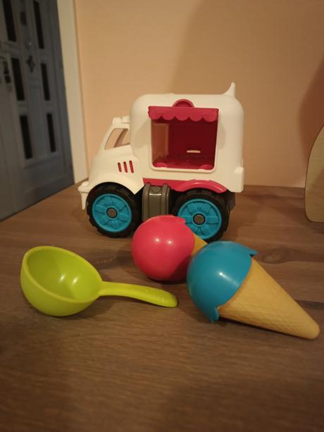 Autíçko zmrzlinárske, 