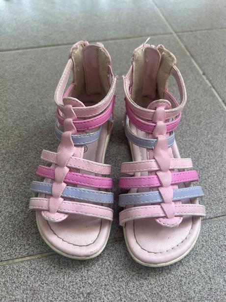 Sandálky 25, cupcake,25