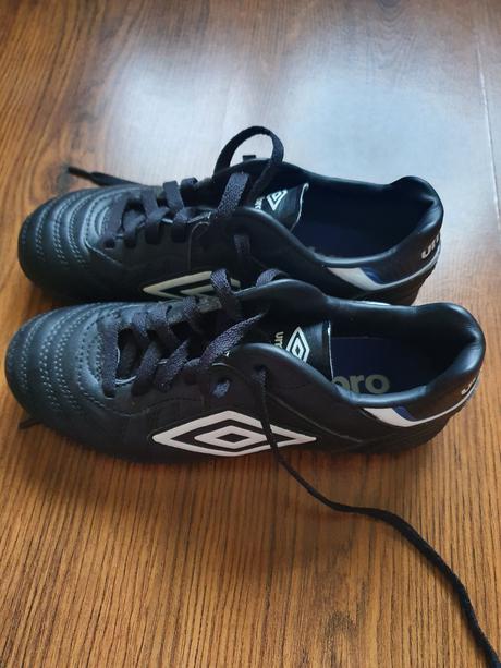 Halovky umbro, umbro,36