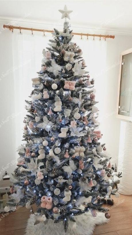 Zasnežený vianočný stromček smrek 250 cm, 