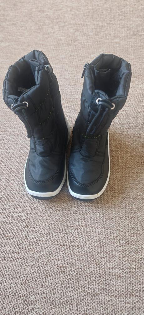 Snehule, deichmann,27