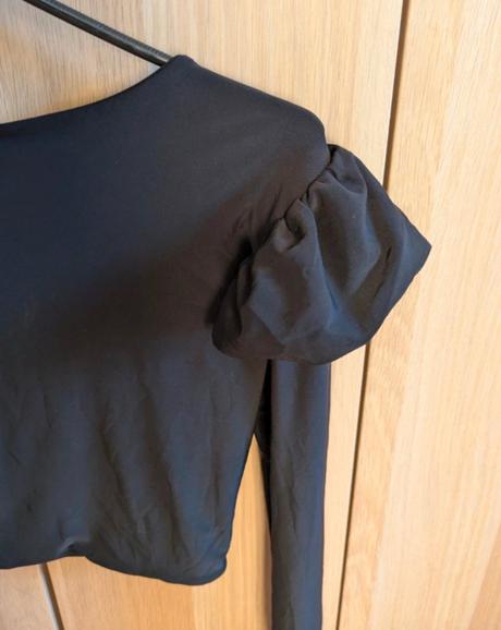 Crop top elasticky, 36