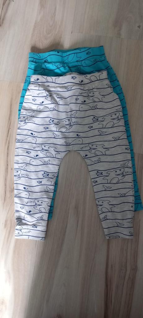 Balíček oblečenia, 68–80