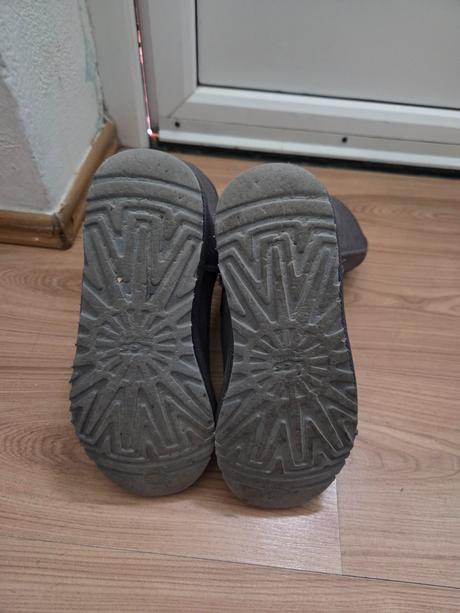 Snehule, ugg,39