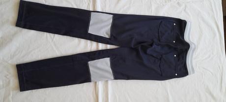 Nohavice na jazdenie, 134