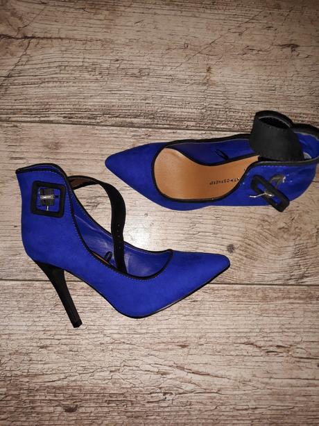 Kralovske lodicky, 36