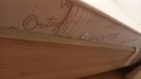 Drevená posteľ s roštom a matracom, šírka (cm): 90,dĺžka (cm): 200