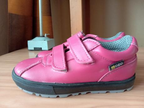 Celoročná topánka č. 19, 19