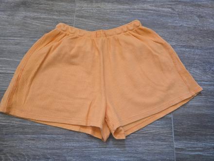 Šortky č.152, zara,152