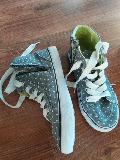 Tenisky v.33, zn.reserved, reserved,33