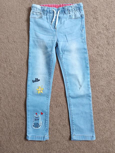 Rôzne dievčenské rifle 122, 122