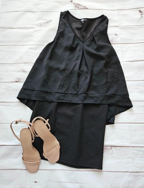 Pekné zaujímavé šaty, 38