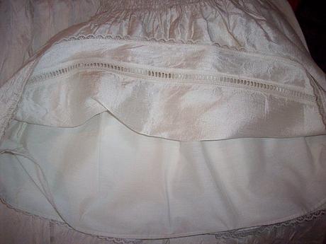 Smotanové šaty, 74