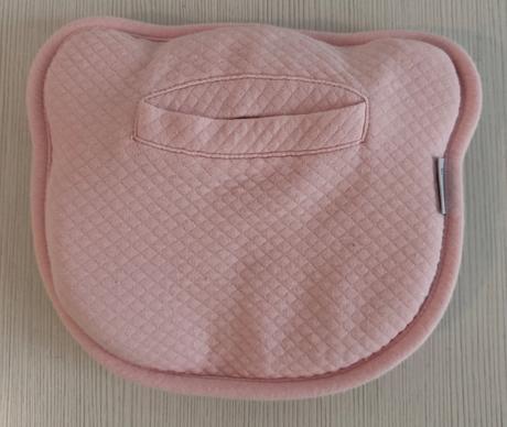 Detska decka a vankusik,