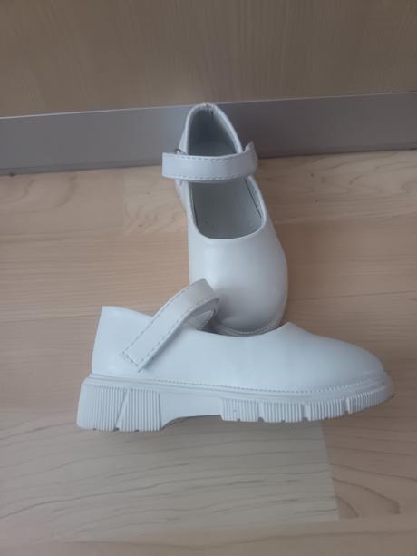 Dievčenské topánky, 25