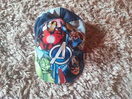 Šiltovka avengers, 110