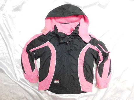 Kvalitna bunda 2v1 s odonimatelnou mikinou, 122