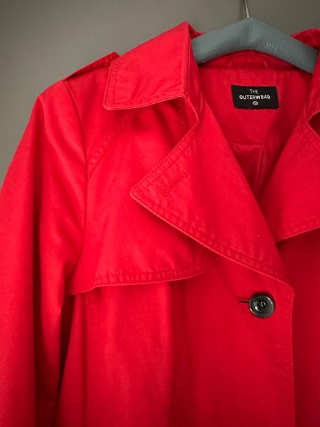Červený trenčkot, c&a,42