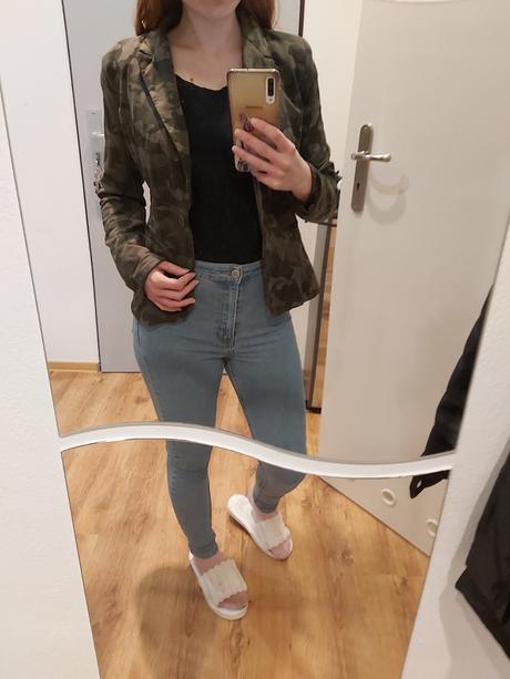 Maskáčové sako., xl