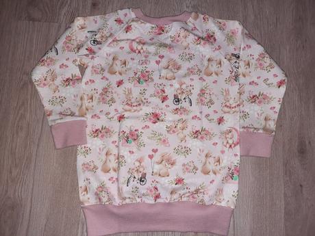 Predlzena romantická tunika, 104