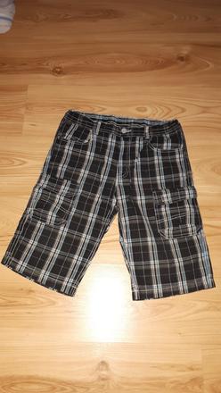 Chlapčenské kratase, c&a,158