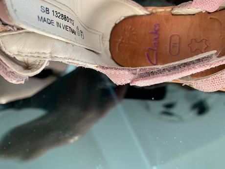 Clarks vel.7.5, clarks,25