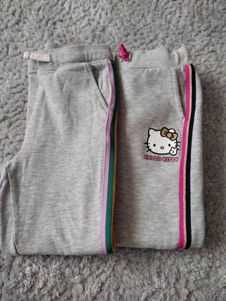 Tepláky s hello kitty, 122, c&a,122