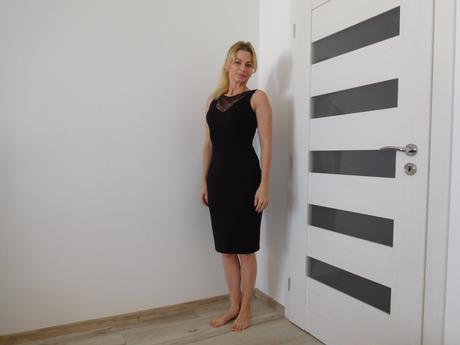 Čierne šaty 36v,elastické, s