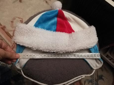 Farebná čiapka, 80