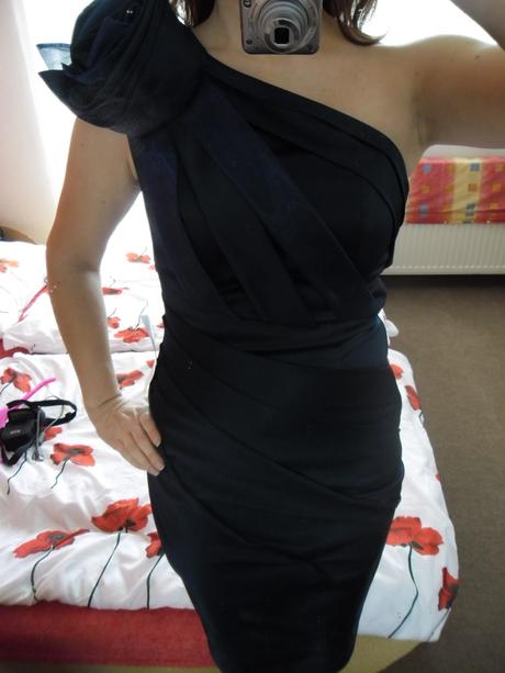 Spočenské šaty zn. asos veľ. 38, m