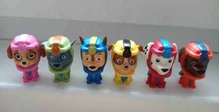 Postavicky potapaci starsia seria.,