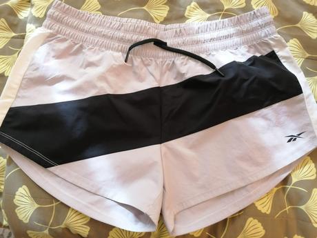 Trendy športové kraťasy reebok, reebok,l