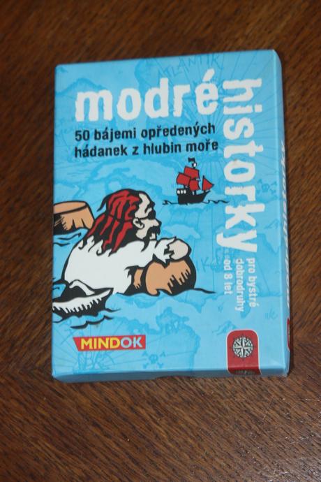 Černé ružové a modré historky, 