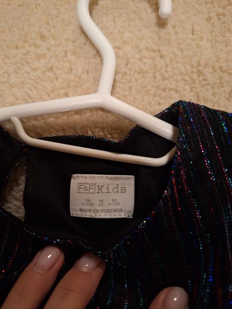 Overal slávnostný aj bežný, f&f,140