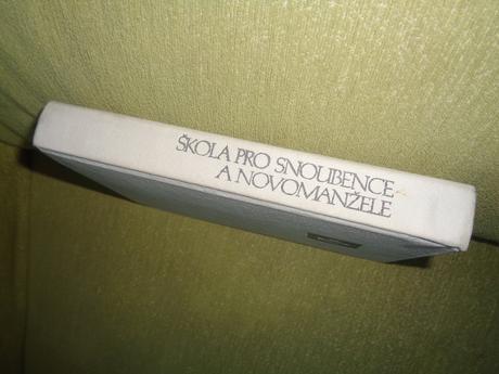 Predám knihu škola pro snoubence a novomanželé, 