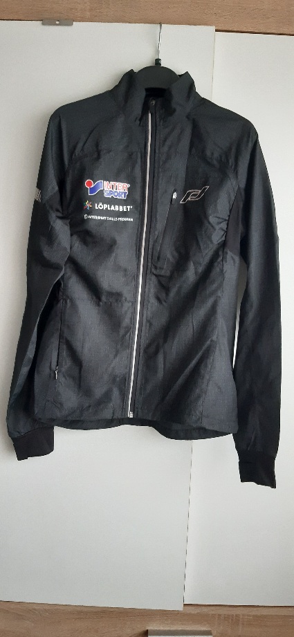 Športová bunda, 36