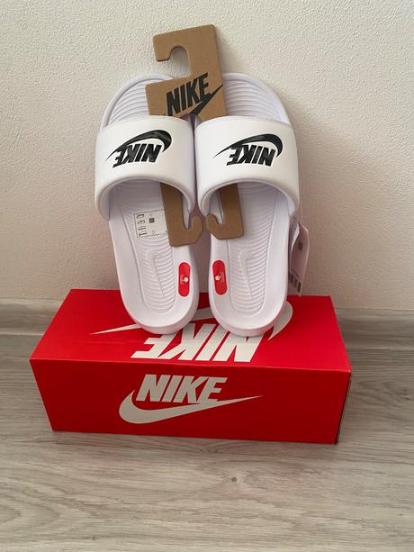 Nike šľapky 40,5, nike,40