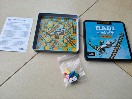 Hady a rebríky - magnetická hra do auta albi, 