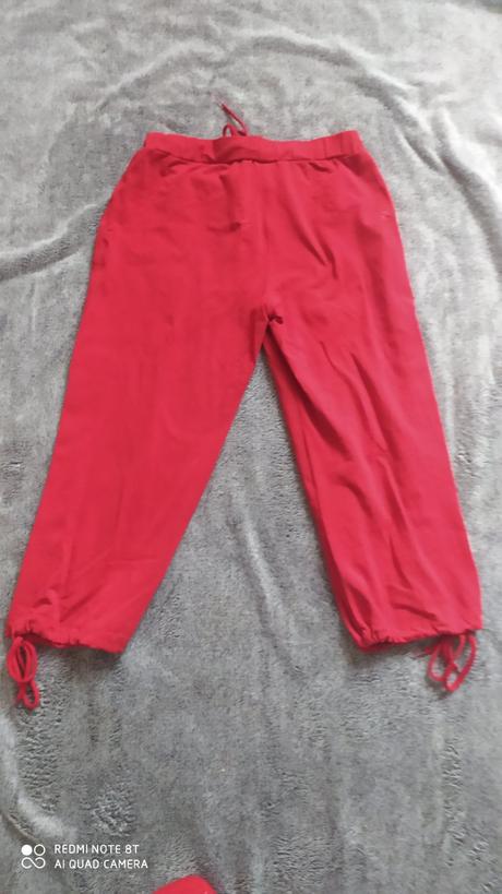 Tristvťove teplaky, m