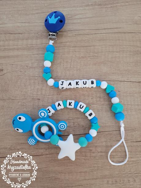 Hryzadielka a retiazky na cumlík, 