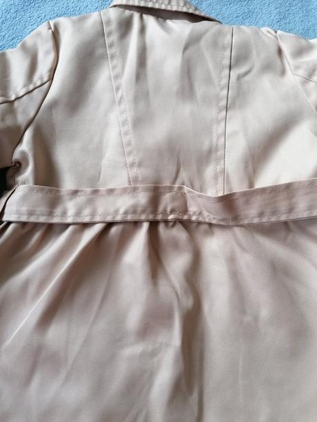 Prechodný kabátik, 74