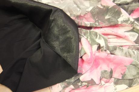 Dlhé spoločenské šaty, 42