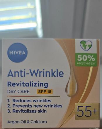 Nivea pleťový krém 55+, 