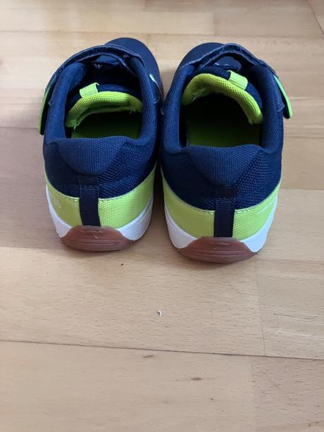 Halovky, kangaroos,37