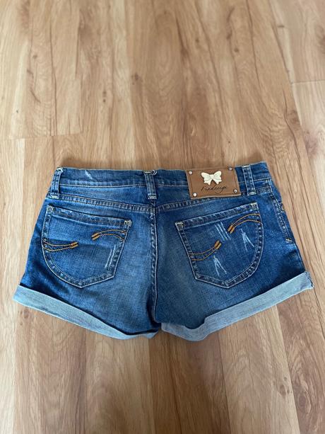 Dievčenské kratasy, xs